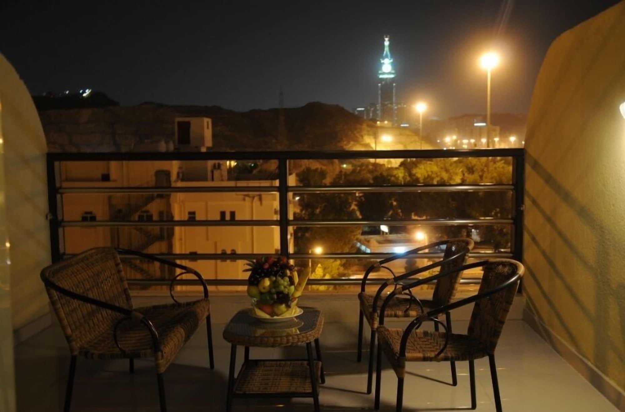 Drnef Hotel Мека Екстериор снимка